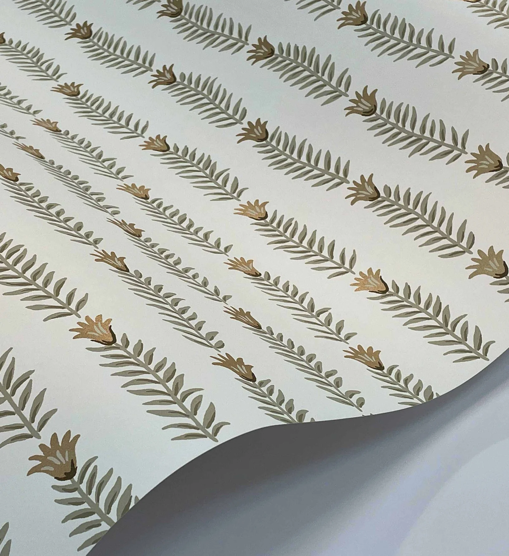 Eden Wallpaper - White & Metallic Gold - Image 4