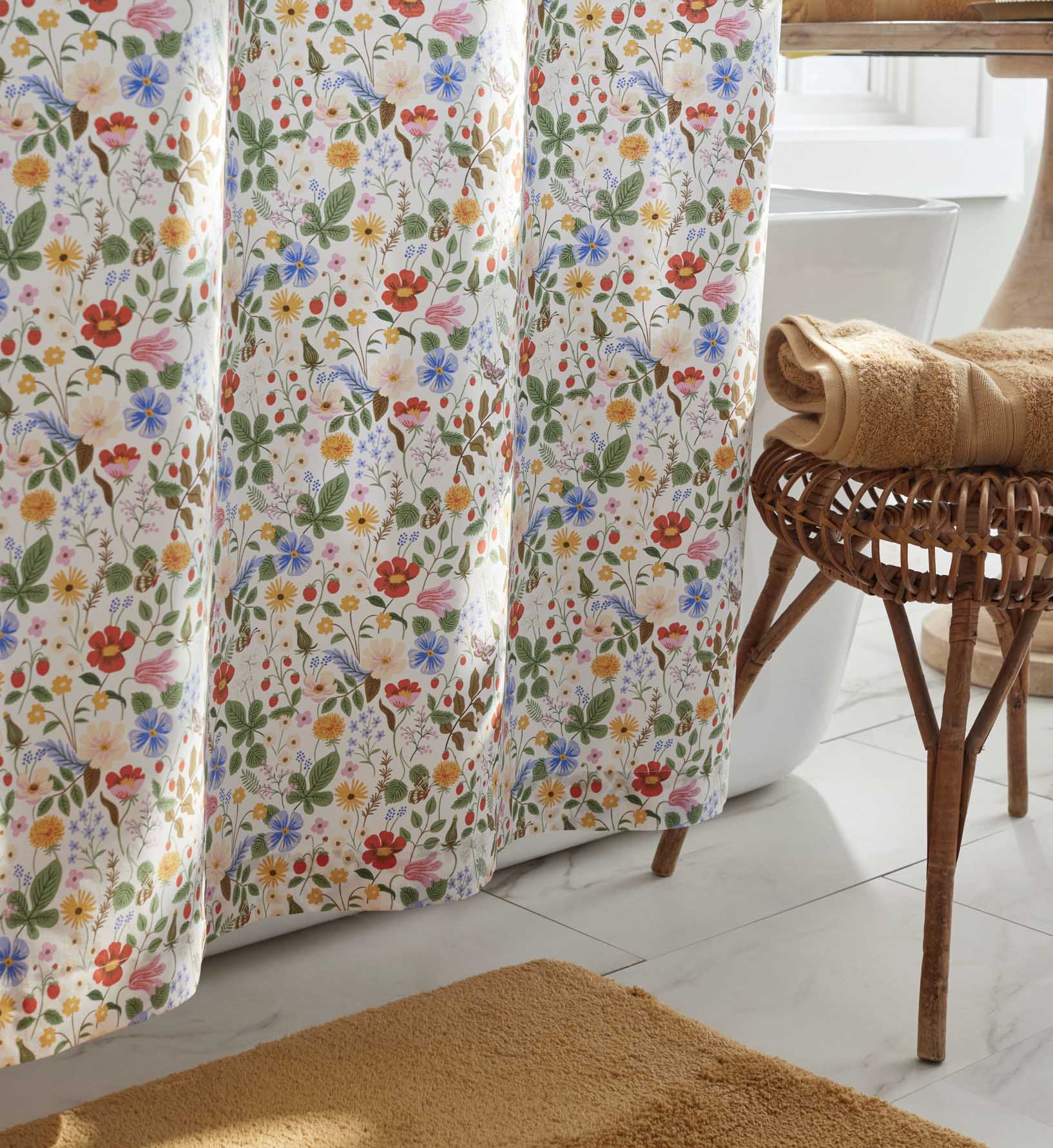 Percale Shower Curtain - Strawberry Fields White - Image 3
